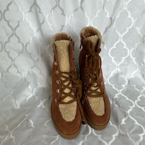 Jessica Simpson Shearling Lug Sole Wedge Leather booties - Picture 2 of 4